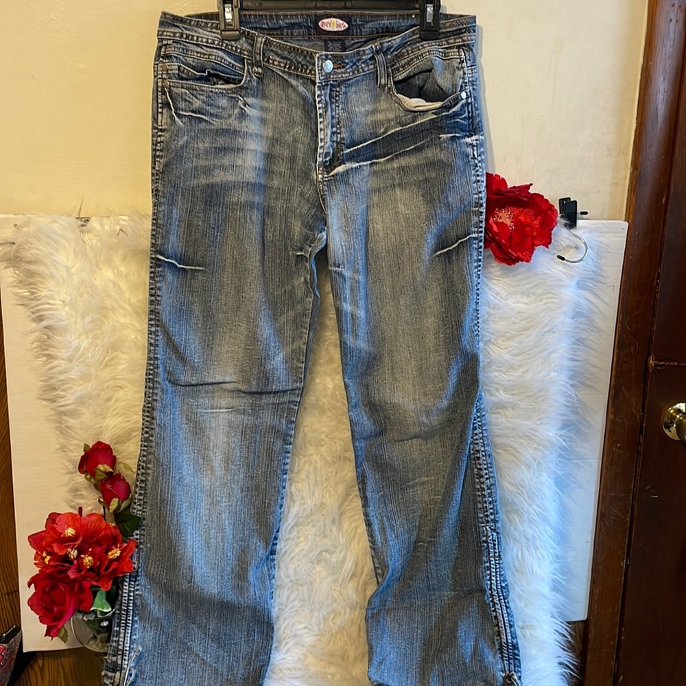 Zoey Beth Jeans